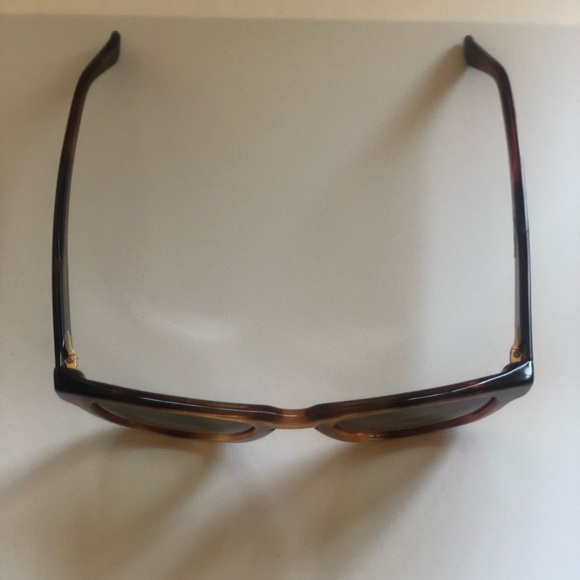 Gucci sunglasses - Picture 6 of 7